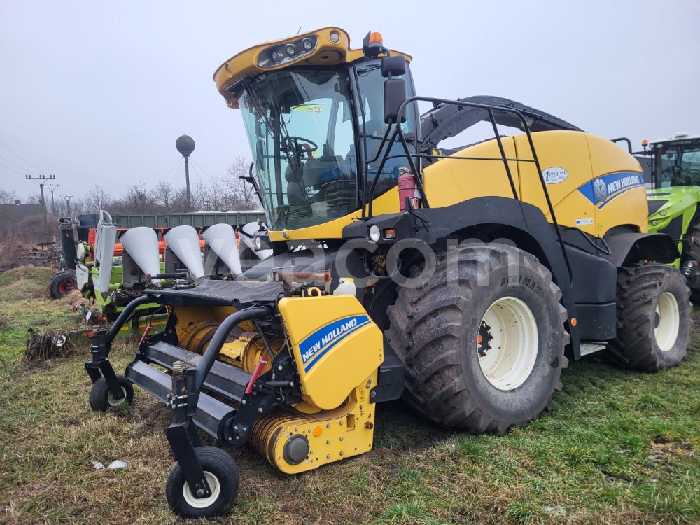 Online auction: NEW HOLLAND  FR 600 4X4