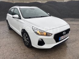 Online auction: HYUNDAI  I30