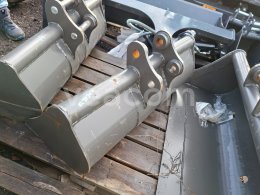 Online aukce:   LŽÍCE BEZ ZUBŮ 80 CM