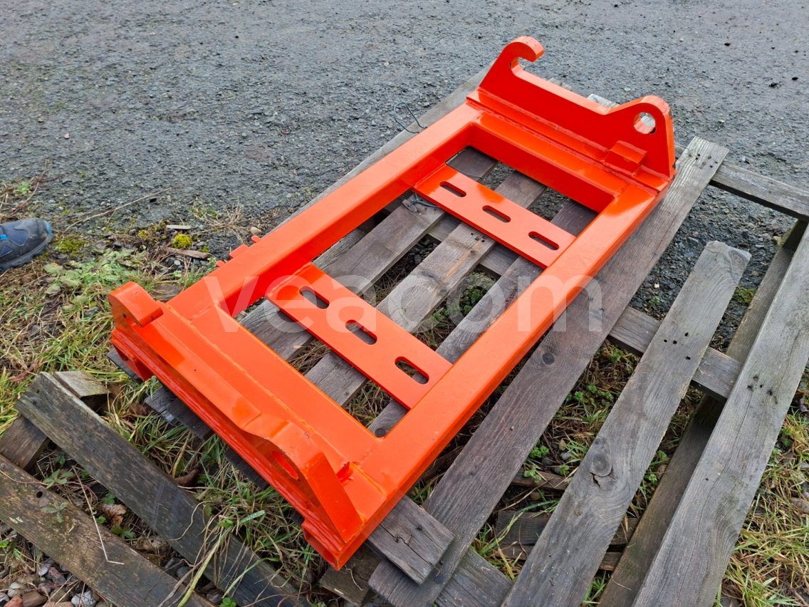 Online aukce:   UPÍNACÍ DESKA 95 X 40 CM