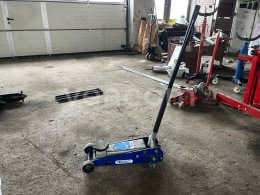 Інтернет-аукціон:   POJÍZDNÝ ZVEDÁK TONA EXPERT E200141