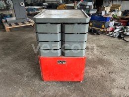 Інтернет-аукціон:   DÍLENSKÝ VOZÍK + NÁŘÁDÍ