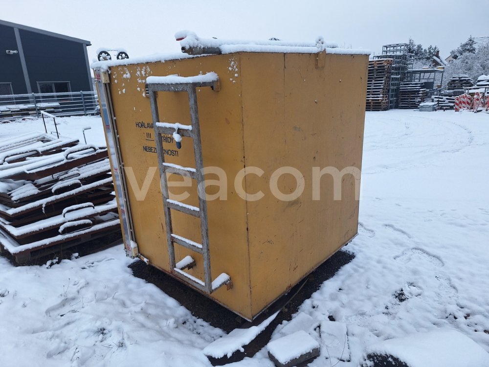 Online auction:  MK9-039