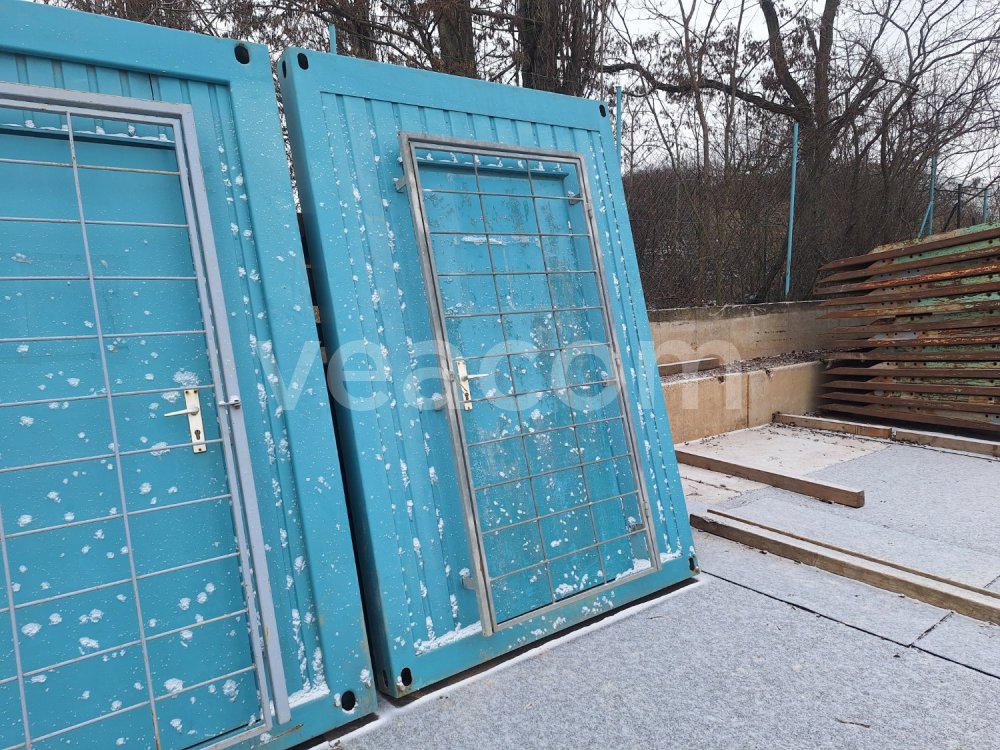 Інтернет-аукціон:  ČELO CHODBY NA OBYTNÝ KONTEJNER KAMA - DVEŘE (1KS)