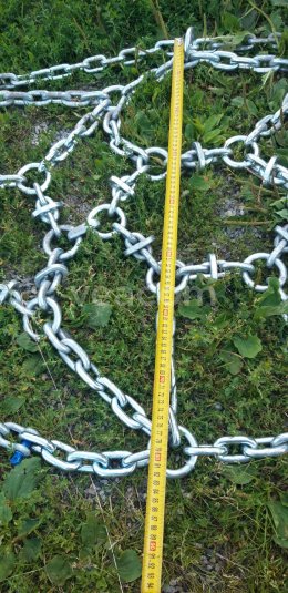 Інтернет-аукціон:   SNEHOVÉ REŤAZE NA ROZMER 440/70 R28