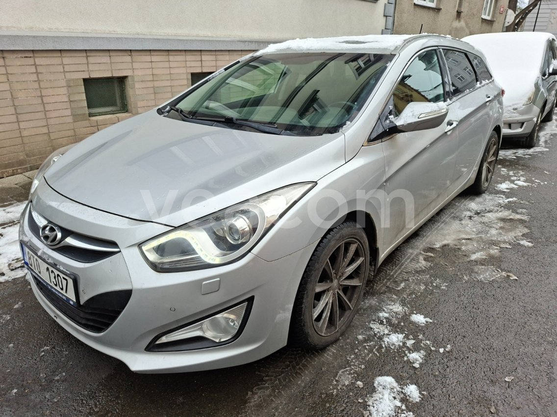 Online aukce: HYUNDAI  I 40