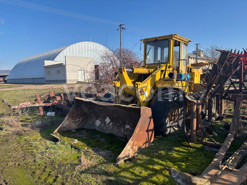 Online auction: ZTS  UNK