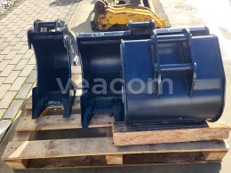 Online aukce: WHITES  SADA LYŽÍC 3KS