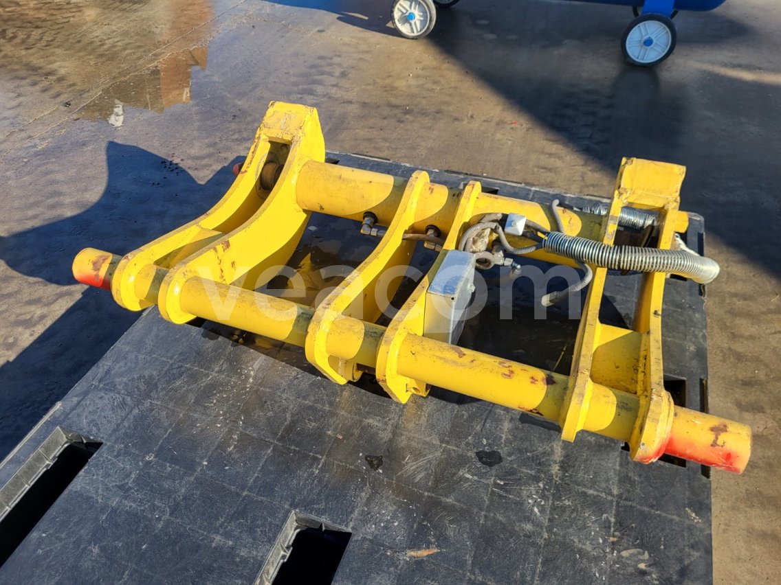 Online aukce: YANMAR  02 60 A