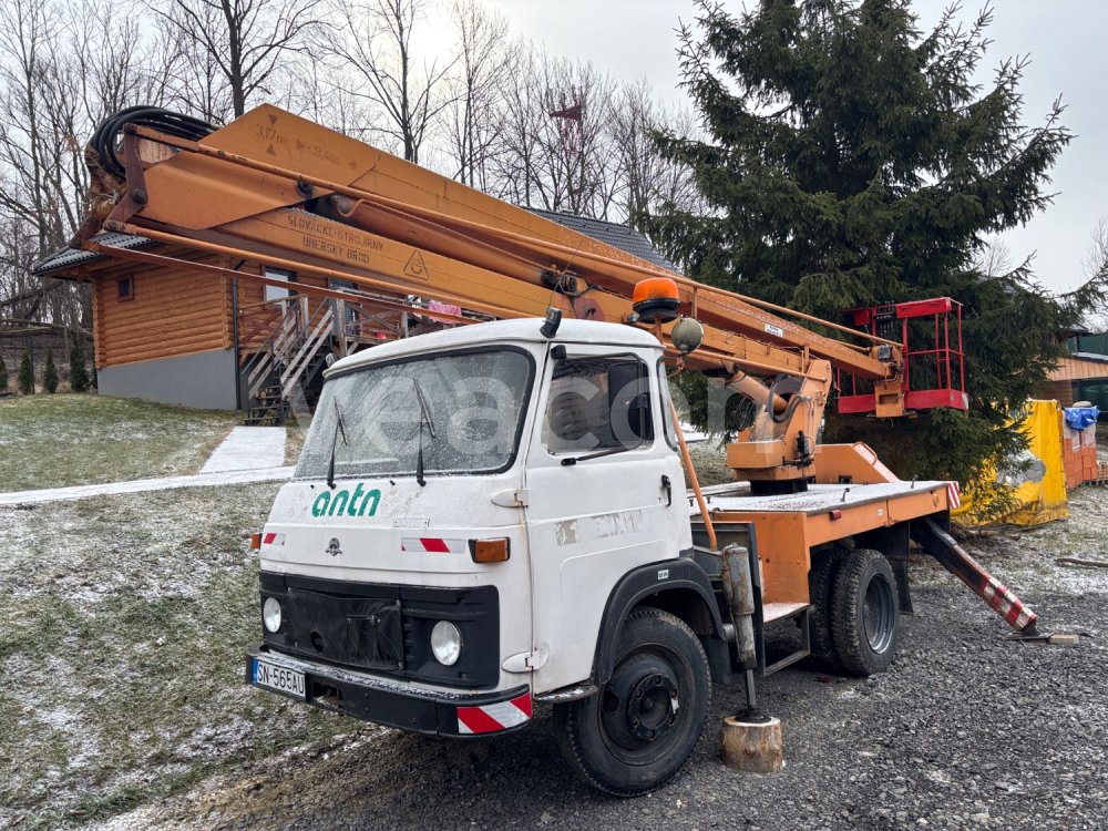 Online auction: AVIA  A 31 K + MP 16