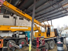 Online aukce: PRAGA  V3S 6X6 ČKD AD 080  + PRAGA V3S - SÚBOR NÁHRADNÝCH DIELOV