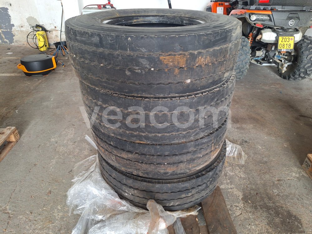 Online auction:  SADA PNEUMATIK NA NÁKLADNÍ PŘÍVĚS - 4 KS