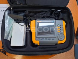 Online aukce:  TESTER VIBRACÍ STROJŮ FLUKE 810