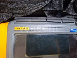 Online aukce:   TESTER VIBRACÍ STROJŮ FLUKE 810