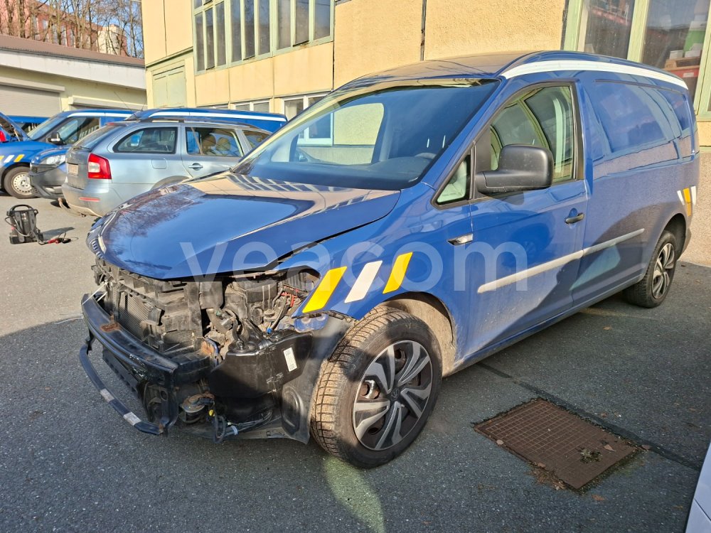 Online auction: VOLKSWAGEN  CADDY 4X4 + POJÍZDNÁ DÍLNA
