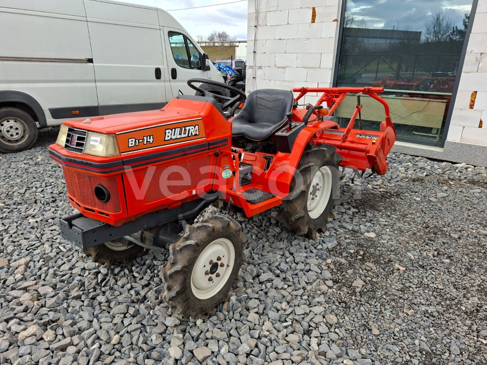Online auction: KUBOTA  BULLTRA B1-14 4X4