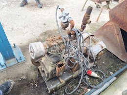 Online aukce:   VZDUCHOVÝ KOMPRESOR