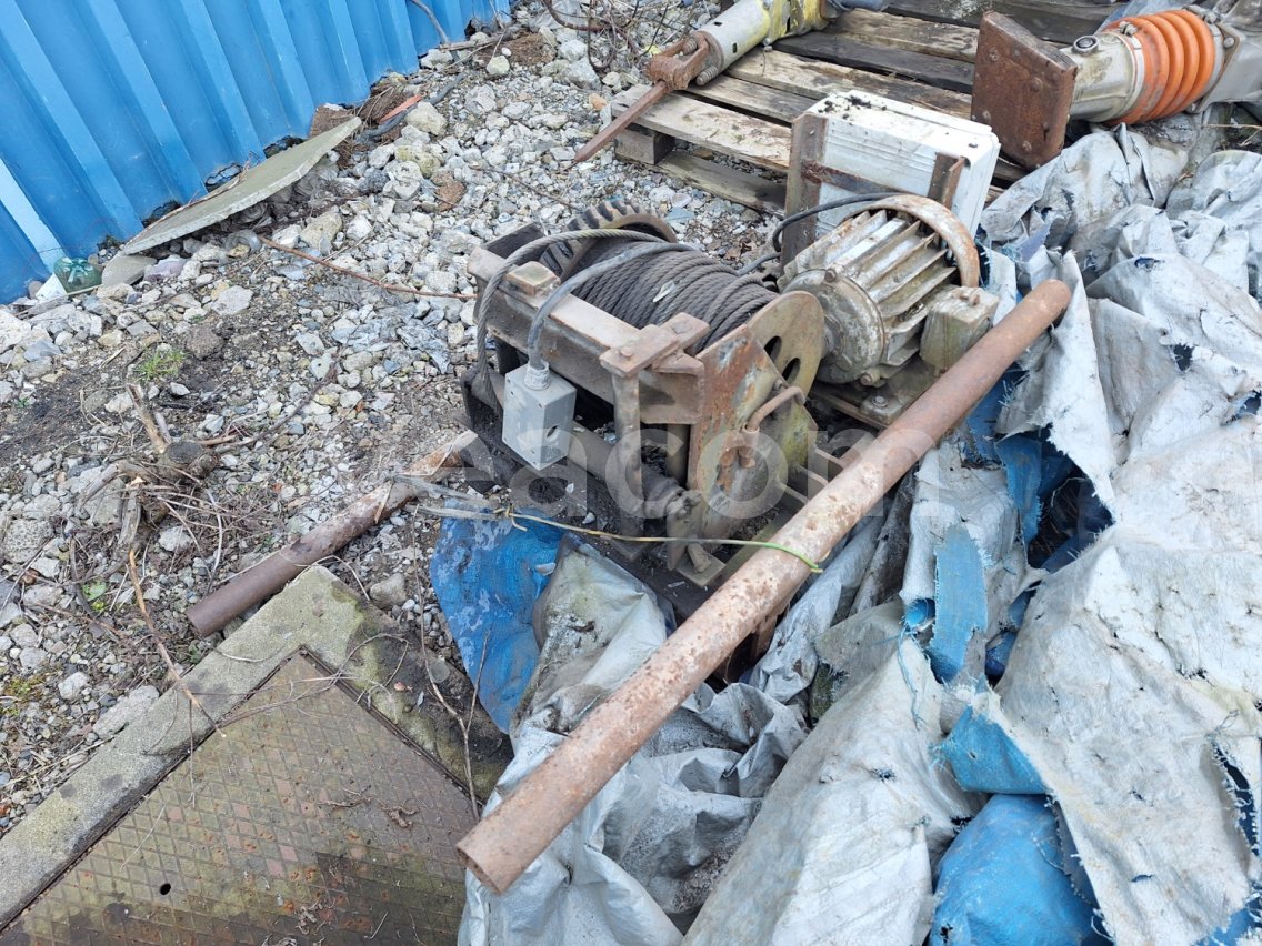 Online aukce:   LANOVÝ VRÁTEK