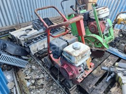 Online aukce:   ŘEZAČKA NA ASFALT