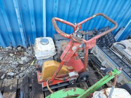 Online aukce:   ŘEZAČKA NA ASFALT