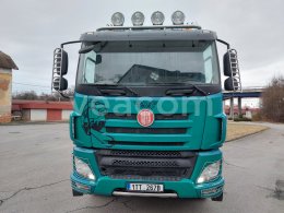 Online aukce: TATRA  PHOENIX 6x6 + UMIKOV NPK