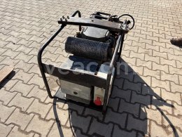 Online aukce:   ELEKTROCENTRÁLA (GENERÁTOR)