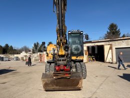 Online aukce: CATERPILLAR  M 318 F