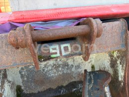 Online aukce:   6 KUSOV - SADA LYŽÍC