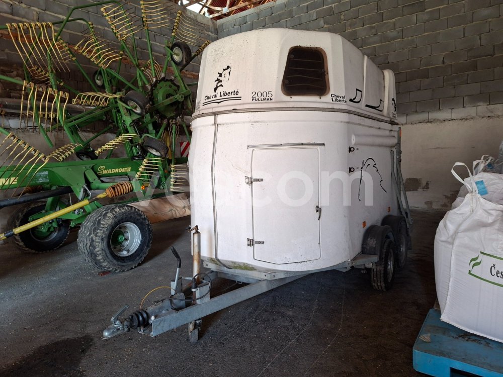 Online auction: DEBON  2004