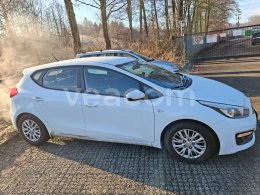 Online auction: KIA  CEED