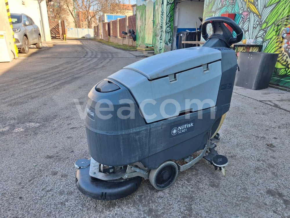 Online auction:  NILFISK SC401