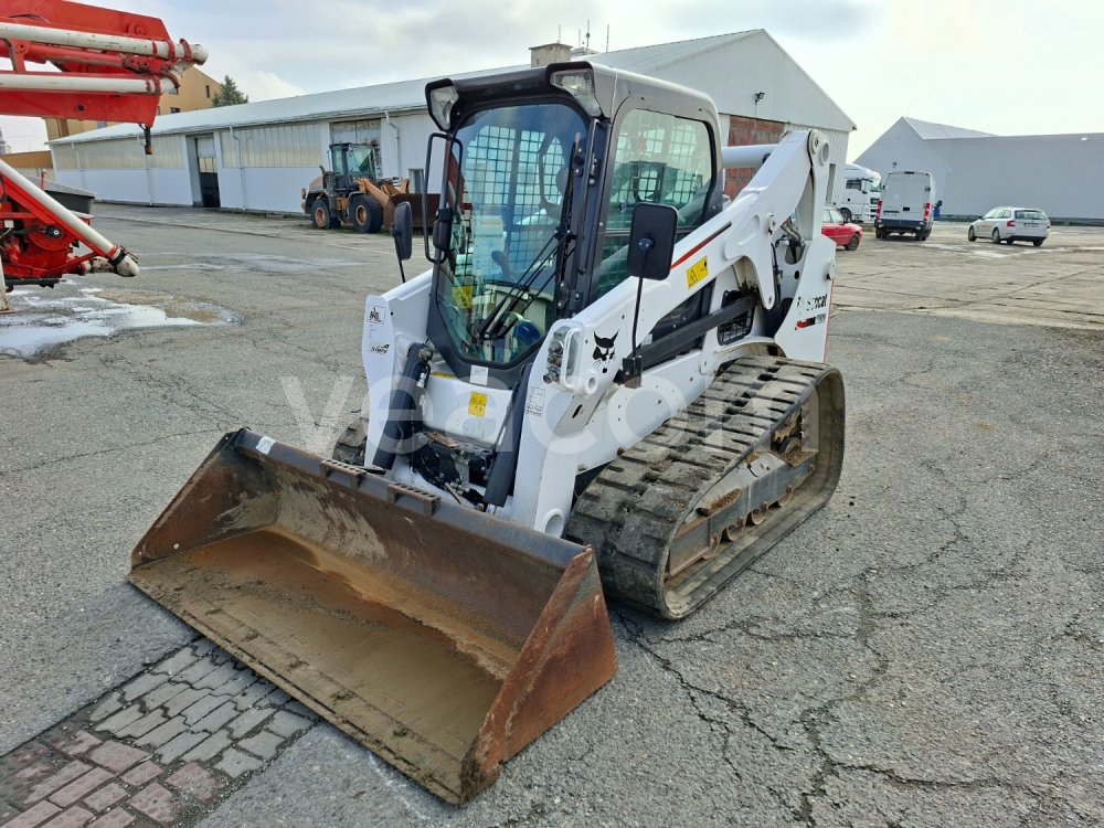 Online auction: BOBCAT  T 650