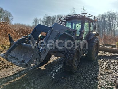 Online aukce: VALTRA  N123 4X4 + ČELNÍ NAKLADAČ