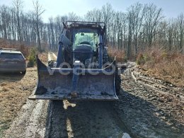Online aukce: VALTRA  N123 4X4 + ČELNÍ NAKLADAČ