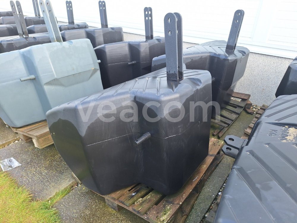 Online auction:  ZÁVAŽÍ 1600 KG "BEZ VÝŘEZU"