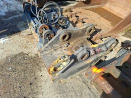 Aukcja internetowa:  RYCHLOUPÍNAK HYDRAULICKÝ G70 CAT M318F