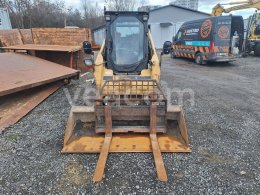 Online aukce: CATERPILLAR  262 B 4X4