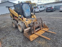 Online aukce: CATERPILLAR  262 B 4X4