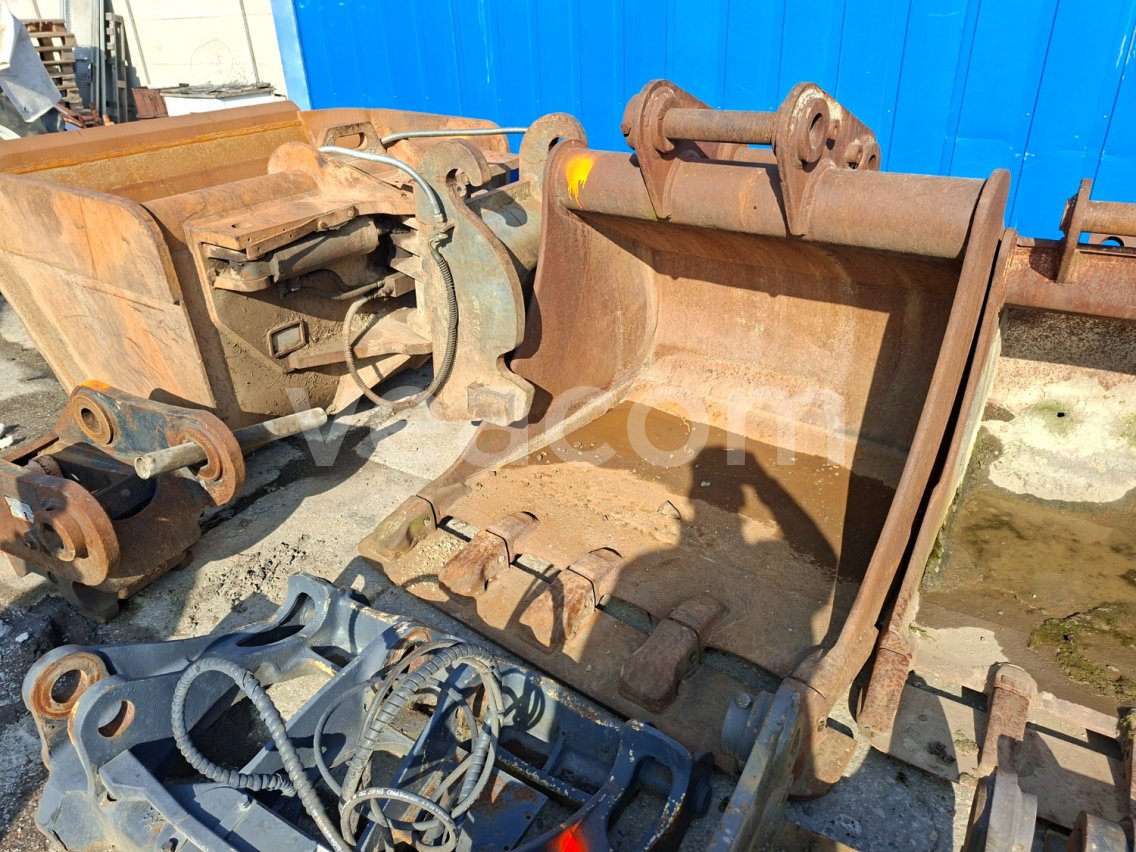 Online auction:   LŽÍCE 130 CM