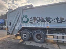 Online aukce: VOLVO  FM 330 6X2