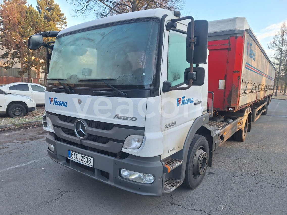 Online auction: MB  ATEGO 1329 LS