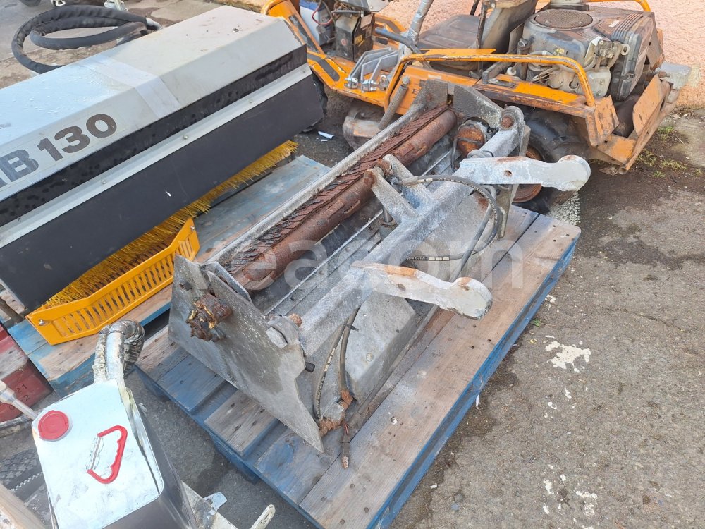 Online auction:  STIGA TITAN AL 90