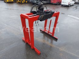 Online aukce:   Kleště na palety HIAB 133