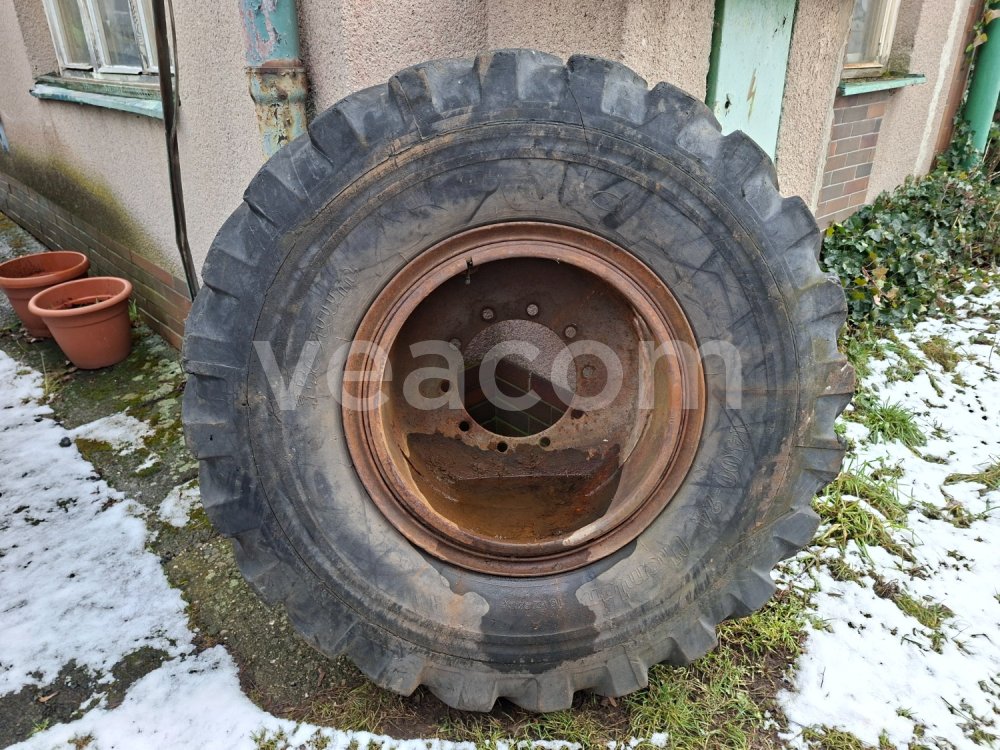 Online auction:  PNEU S DISKEM 1KS BARUM 14,00-24