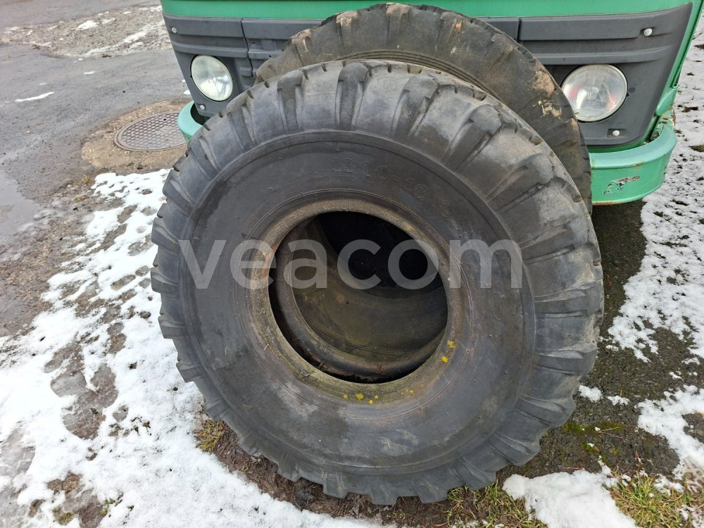 Online auction:  PNEU 2 KS BARUM 13,00-18