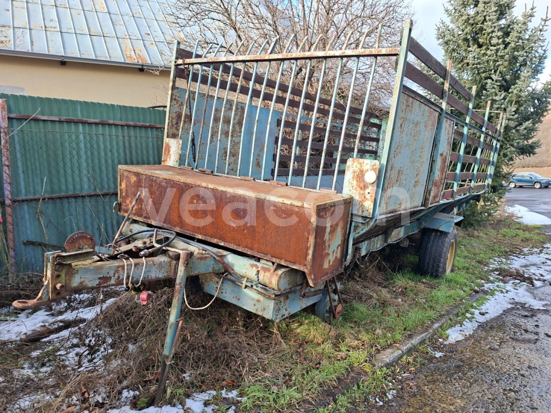 Online aukce: HORAL  SBĚRACÍ VŮZ
