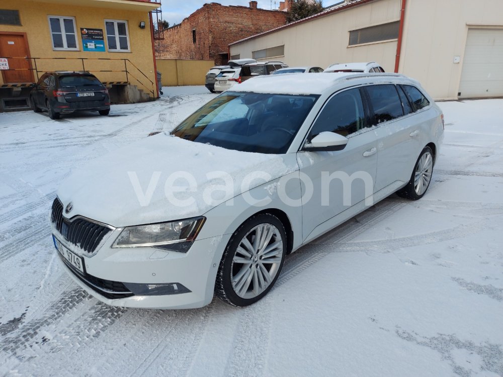 Online aukce: ŠKODA  SUPERB