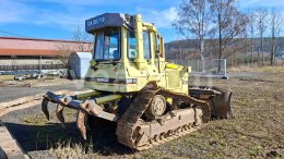 Online aukce: CAT  D4H XL