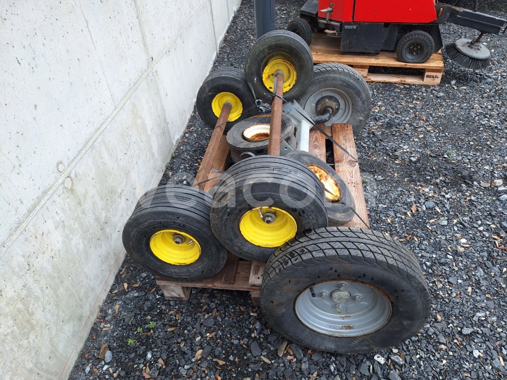 Online auction:  NÁPRAVY NA PŘÍVĚSNÝ VOZÍK