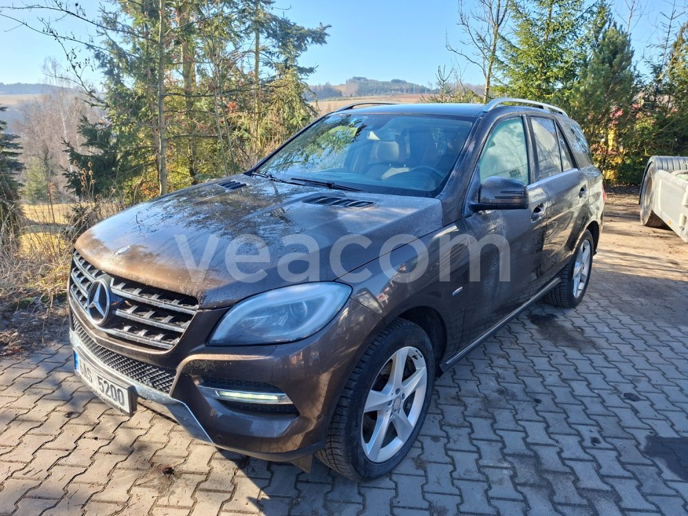 Online auction: MB  ML 350 BLUETEC 4MATIC